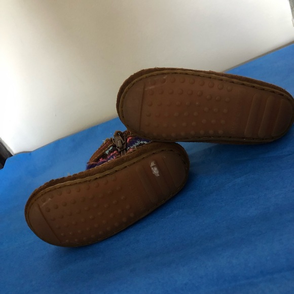 Minnetonka leather boots baby size 4 - Picture 3 of 7